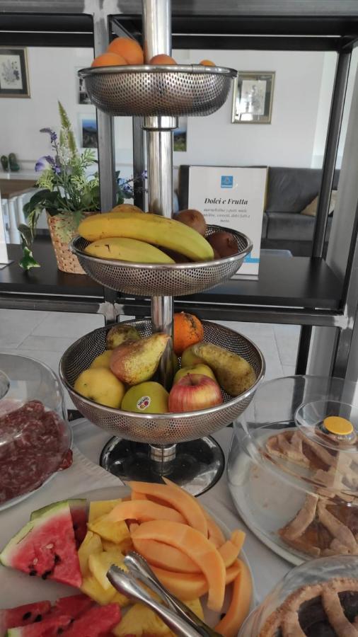 Hotel Santa Rosalia มารีนาดีกาเมโรตา ภายนอก รูปภาพ
